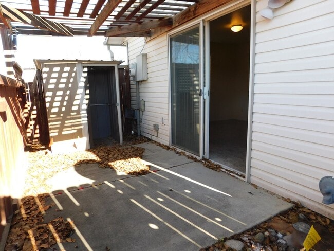 Building Photo - Affordable Three Bedroom End Unit