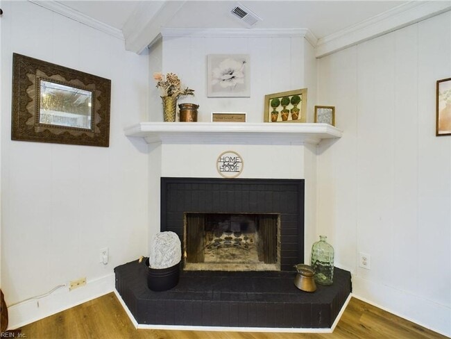 Building Photo - 3BD/2BA Ranch in Quiet Cul-de-sac Attached Garage!  Fully Fenced Large Backyard!