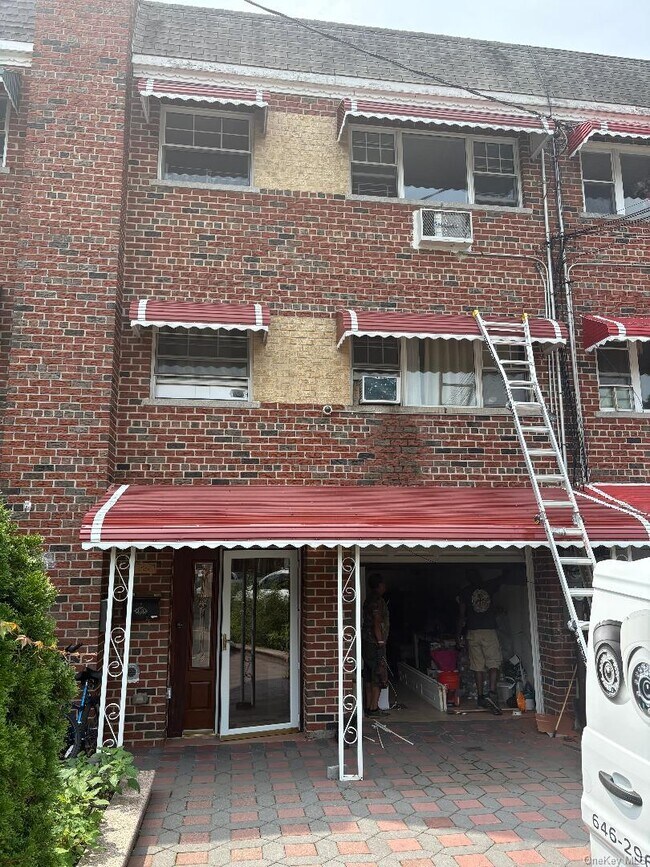 Building Photo - 3629 Marolla Pl
