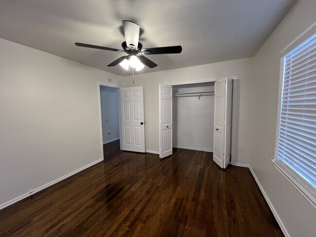 Building Photo - 2517 28th St