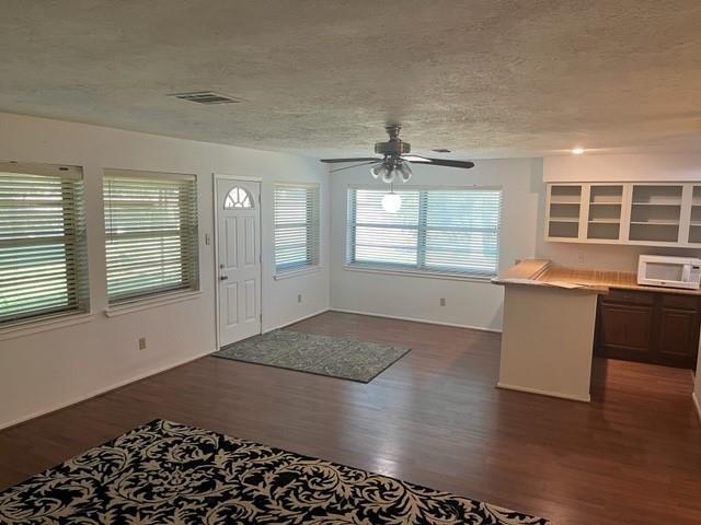 Building Photo - 10126 Grassy Cove Dr