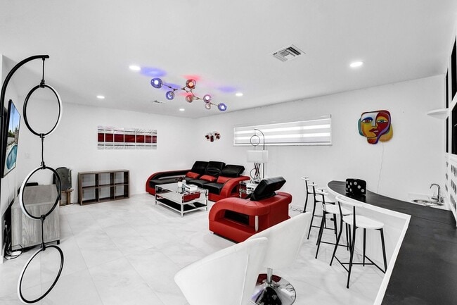 Building Photo - 3681 N 54th Ave