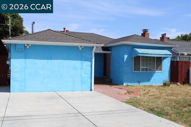 Building Photo - 2337 Rumrill Rd