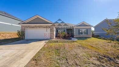 Building Photo - 5116 Magazine Ln