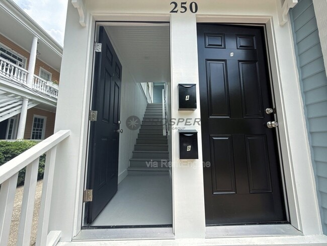 Building Photo - 250 Rutledge Ave
