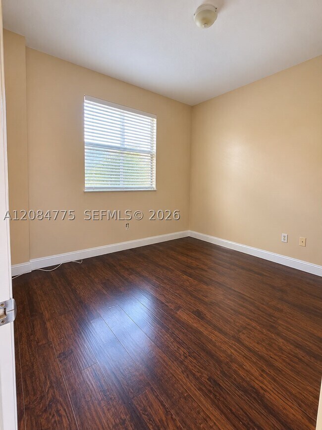 Building Photo - 2303 Clipper Pl