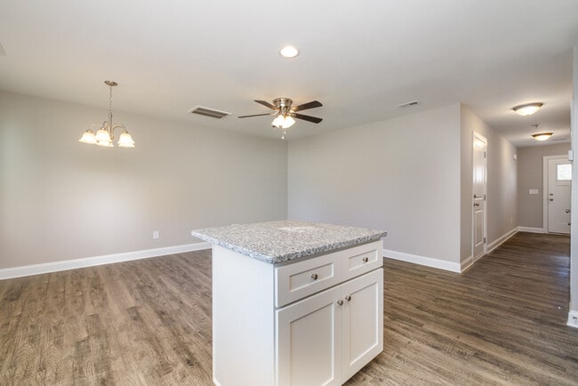 Building Photo - 440 West F St APPROVED APPLICATION