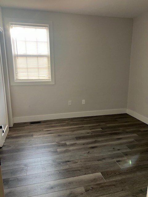 Building Photo - 369 Haverhill St