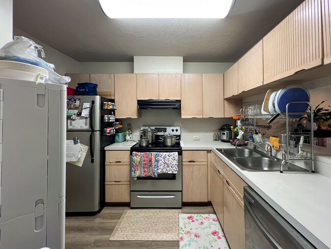 Building Photo - 2BR/2BA Condo in NW Gainesville - availabl...
