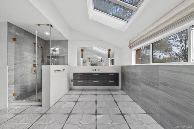 Building Photo - 1 Yale Dr