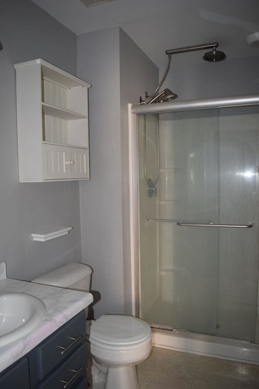 Building Photo - 8549 Hawthorn Hill