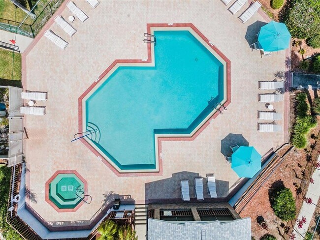 Building Photo - 2582 Bentley Dr