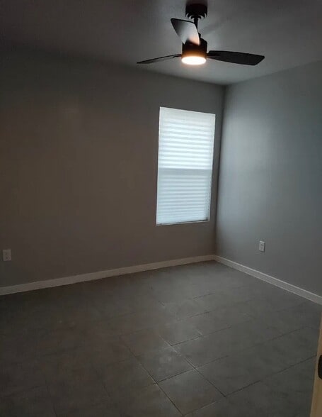 Building Photo - 1808 Chacon St