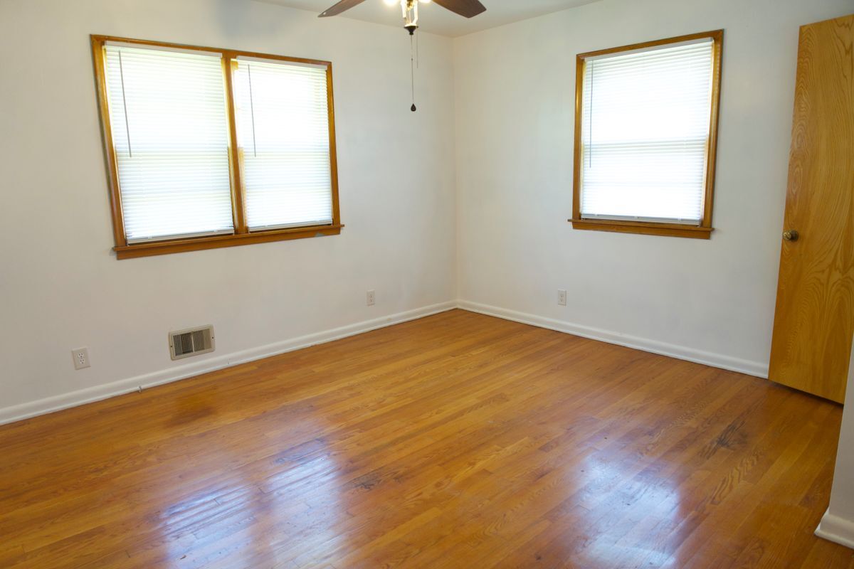 Building Photo - 1520 N 64 St