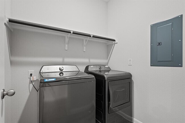 Building Photo - 313 Timber Brook Dr