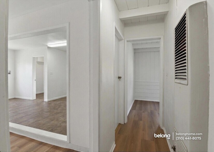 Building Photo - 18601 Keswick St