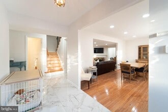 Building Photo - 5105 Spring Rock Ct