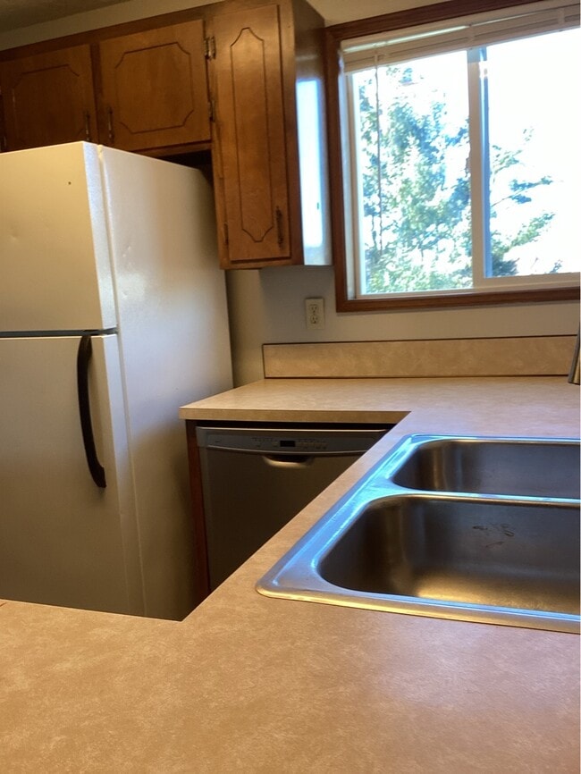 Building Photo - 1112 SW Hurbert St