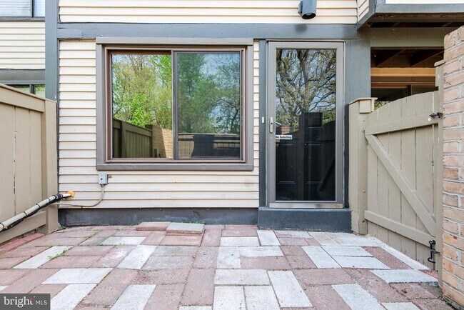 Building Photo - 18153 Tunstall Dr