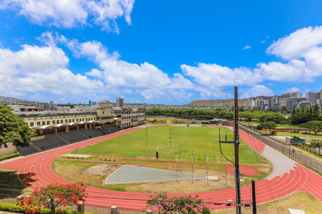 Building Photo - 2444 Hihiwai St