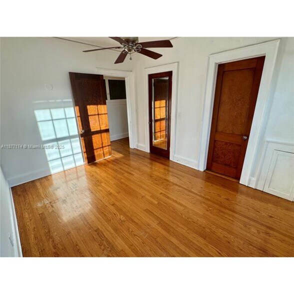 Building Photo - 3224 Biscayne Blvd