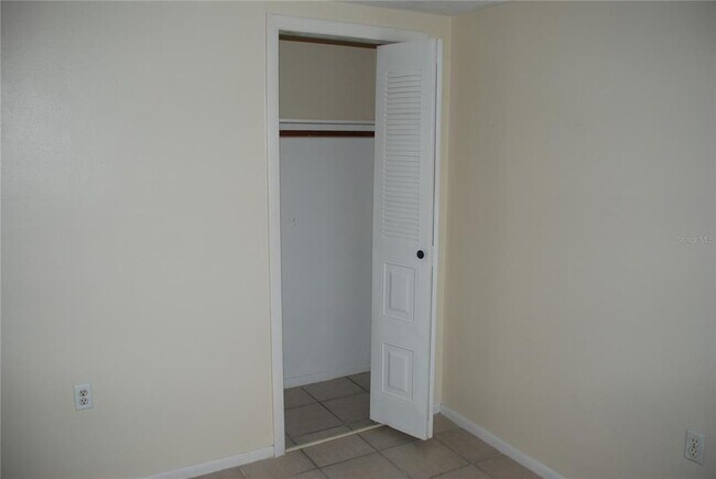 Building Photo - 1624 Springdale Dr