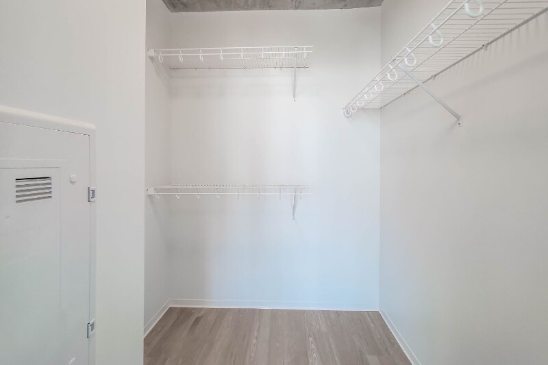 Building Photo - 50 E 21st St