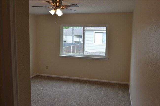 Building Photo - 2379 Briarwest Blvd