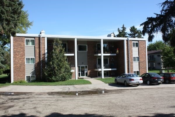 Primary Photo - Livesay Park Apartments