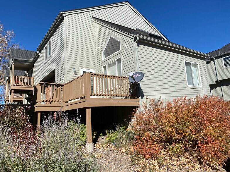 Building Photo - 443 Antero St