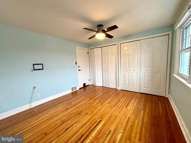 Building Photo - 546 Overlook Rd