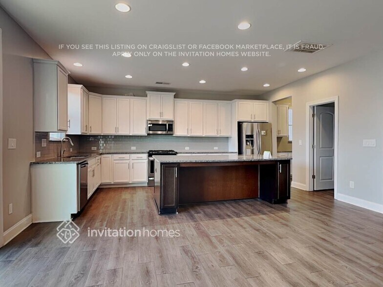 Building Photo - 213 Morgan's Branch Rd