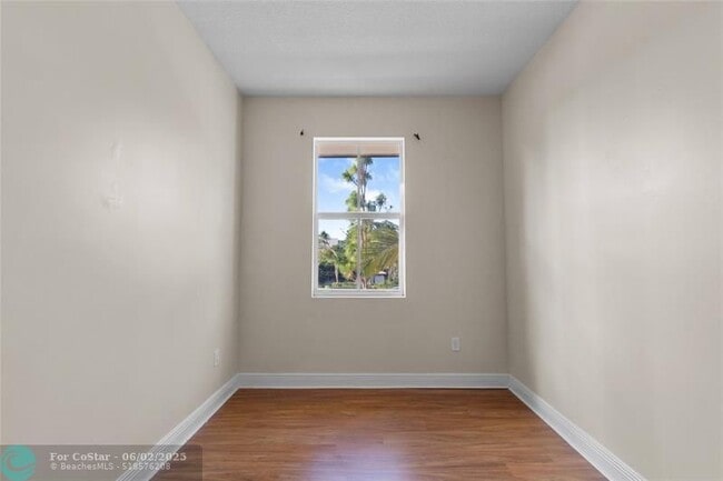 Building Photo - 6918 Long Pine Cir