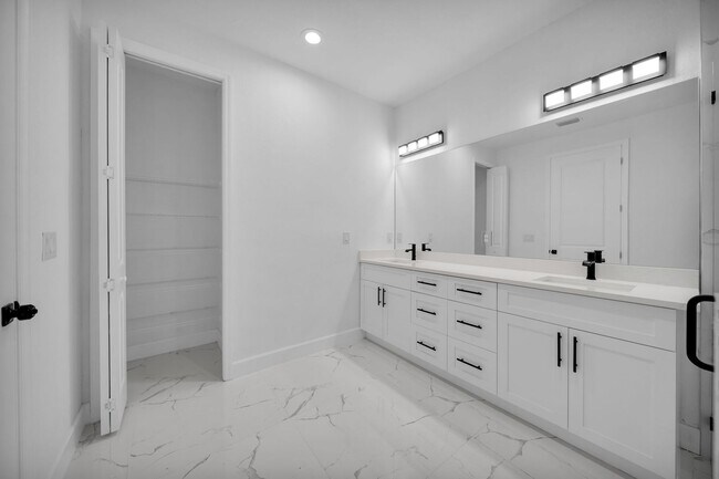 Building Photo - Brand-New Pool Home for Rent – Port Charlo...
