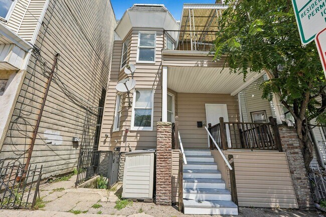 Building Photo - 414 Monastery Pl