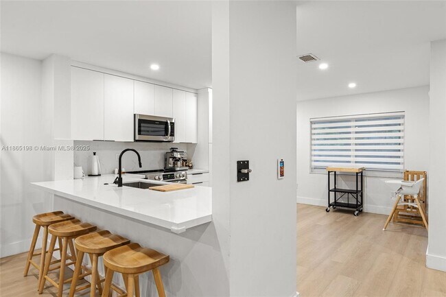 Building Photo - 11580 SW 91st Terrace