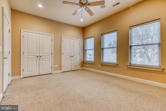 Building Photo - 1320 Race St