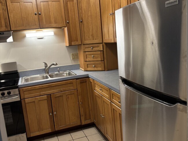 Building Photo - 9074 W Terrace Dr