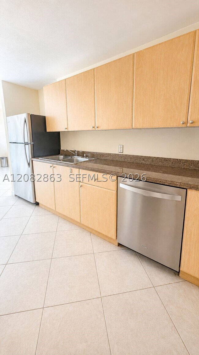 Building Photo - 2280 SW 32nd Ave