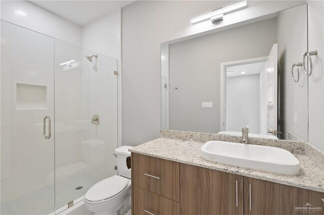 Building Photo - 29 Las Vistas Ln