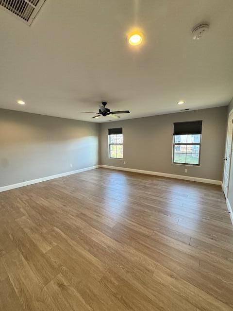 Building Photo - 1997 Tidewater Flat