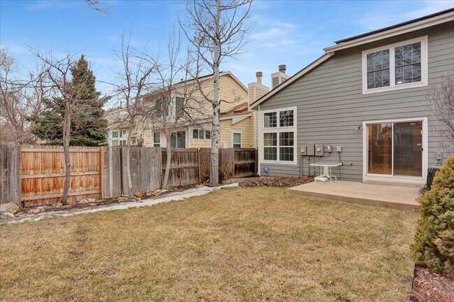 Building Photo - Indian Creek 2 Bedroom, 2 Bathroom Townhom...