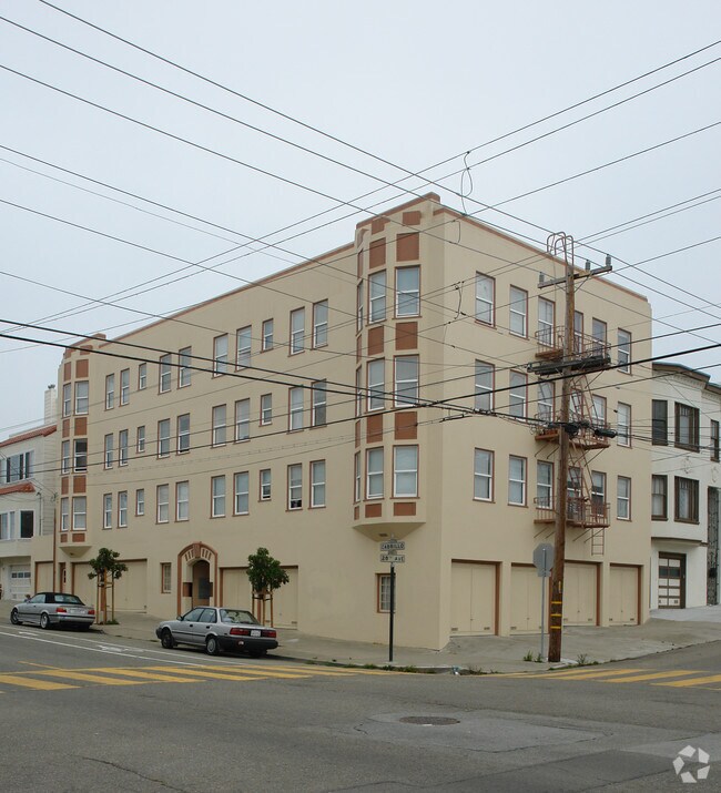 Building Photo - 2710 Cabrillo St