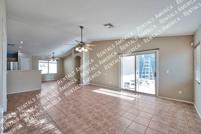 Building Photo - 10186 E Desert Paradise Pl