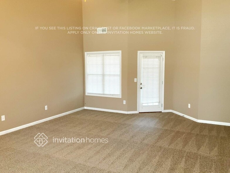 Building Photo - 1015 City Park Dr