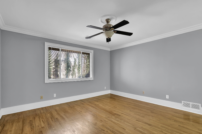 Building Photo - 3689 Ashford Dunwoody Rd NE