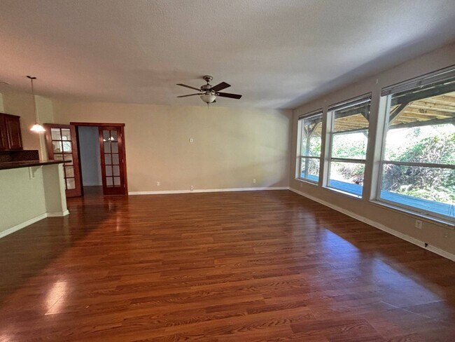 Building Photo - 1600 Fort Bragg Rd
