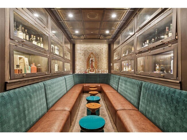 Building Photo - 201 S 11th St