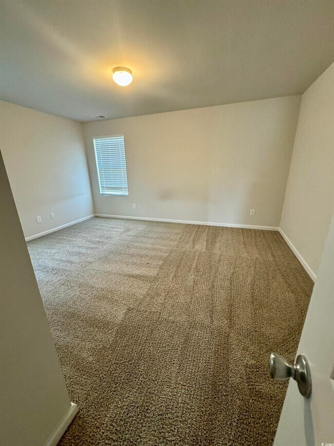 Building Photo - 210 Foxford Dr