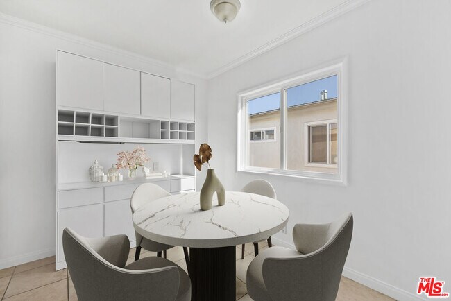 Building Photo - 2623 4th St